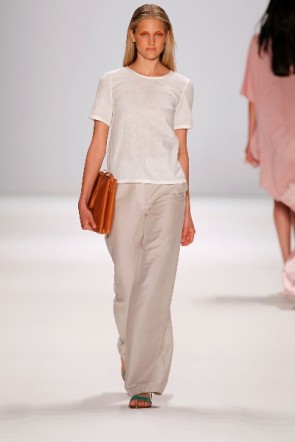 Mode zum Sommer 2012 Perret Schaad zur MBFWB