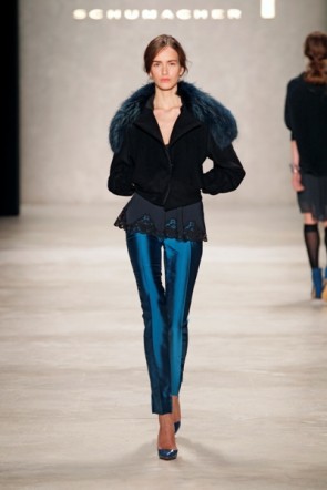 Dorothee Schumacher - Blau oft in der Kollektion zur MB Fashion Week 2012