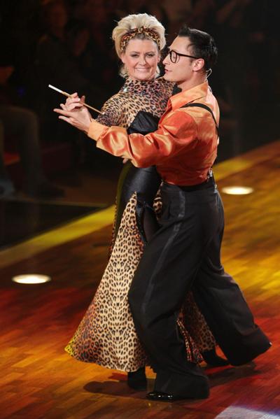 Gitte Haenning bei Let's dance 2012 mit Gennady Bondarenko  - Foto: (c) RTL / Stefan Gregorowius